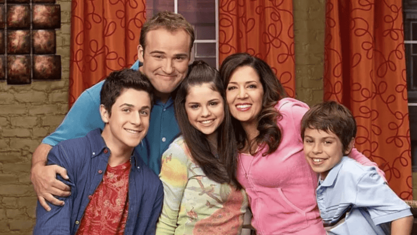 Les Sorciers de Waverly Place : Tout ce que nous savons sur la suite en développement chez Disney 🧙‍♂️