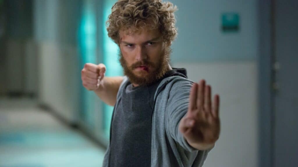 Finn Jones fait allusion au retour d'Iron Fist dans l'univers MCU